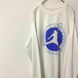 ナイキ(NIKE)のロンT エアジョーダン ビッグロゴ センターロゴ L スポーツ(Tシャツ/カットソー(七分/長袖))