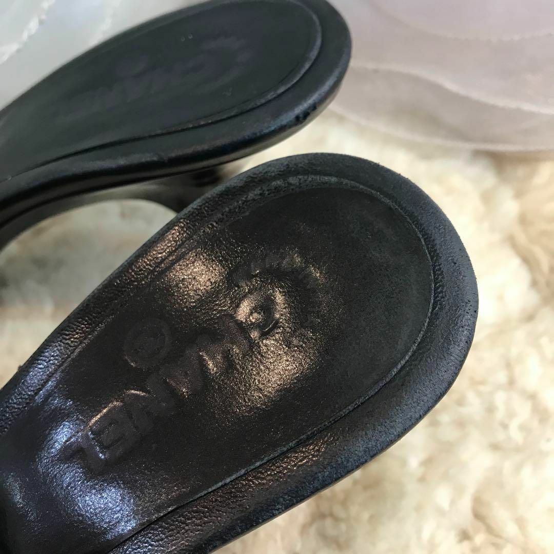 CHANEL サンダル カメリア 黒 ローヒール 約23.5cm ミュール CHANEL サンダル カメリア 黒 ローヒール 約23.5cm ミュール