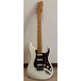 フェンダー(Fender)のAmerican Ultra Stratocaster Arctic Pearl(エレキギター)