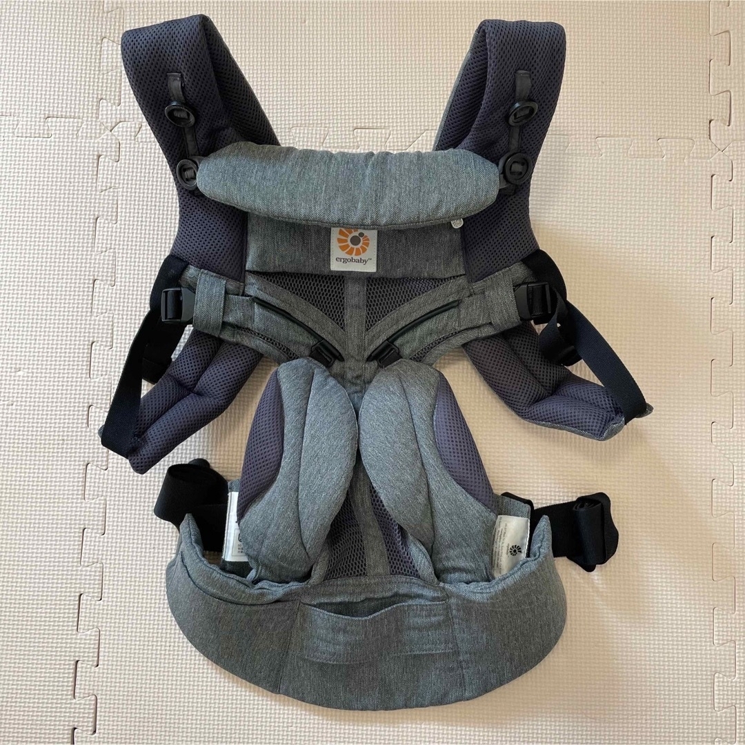 Ergobaby(エルゴベビー)の抱っこひも エルゴ オムニ360 クールエア クラシックウィーブ キッズ/ベビー/マタニティの外出/移動用品(抱っこひも/おんぶひも)の商品写真