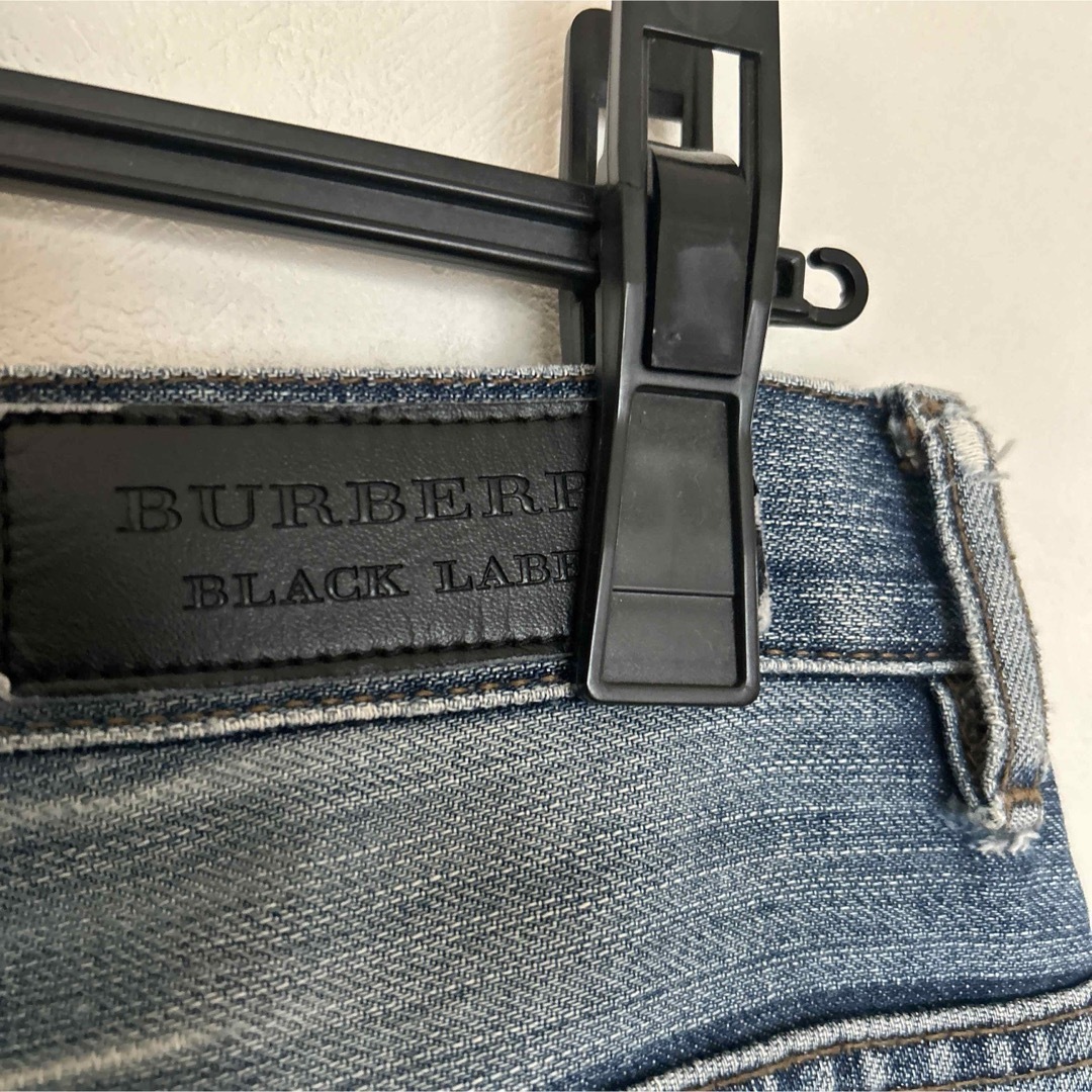 BURBERRY BLACK LABEL(バーバリーブラックレーベル)のBurberry メンズのパンツ(デニム/ジーンズ)の商品写真