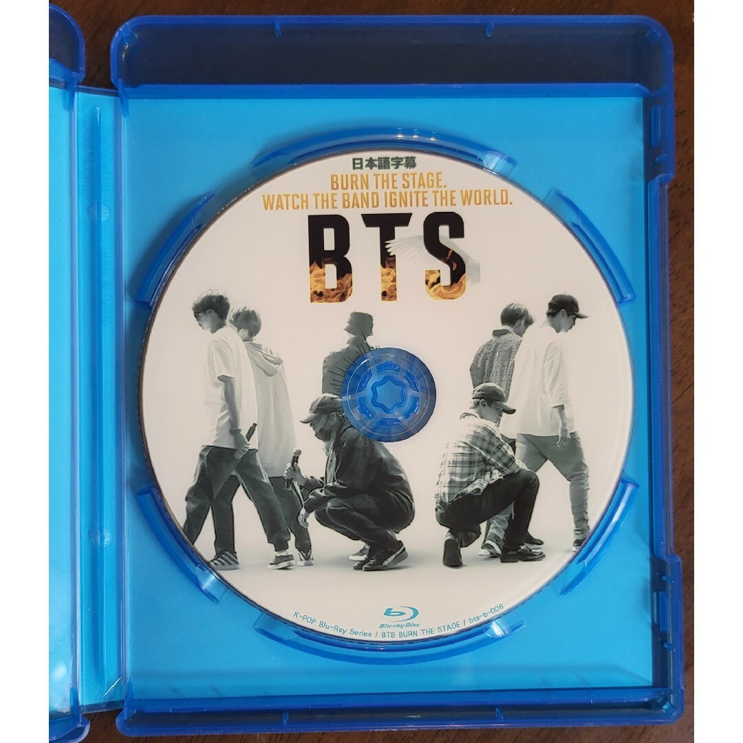 防弾少年団(BTS)(ボウダンショウネンダン)のBTS BURN THE STAGE ﾌﾞﾙｰﾚｲ エンタメ/ホビーのCD(K-POP/アジア)の商品写真