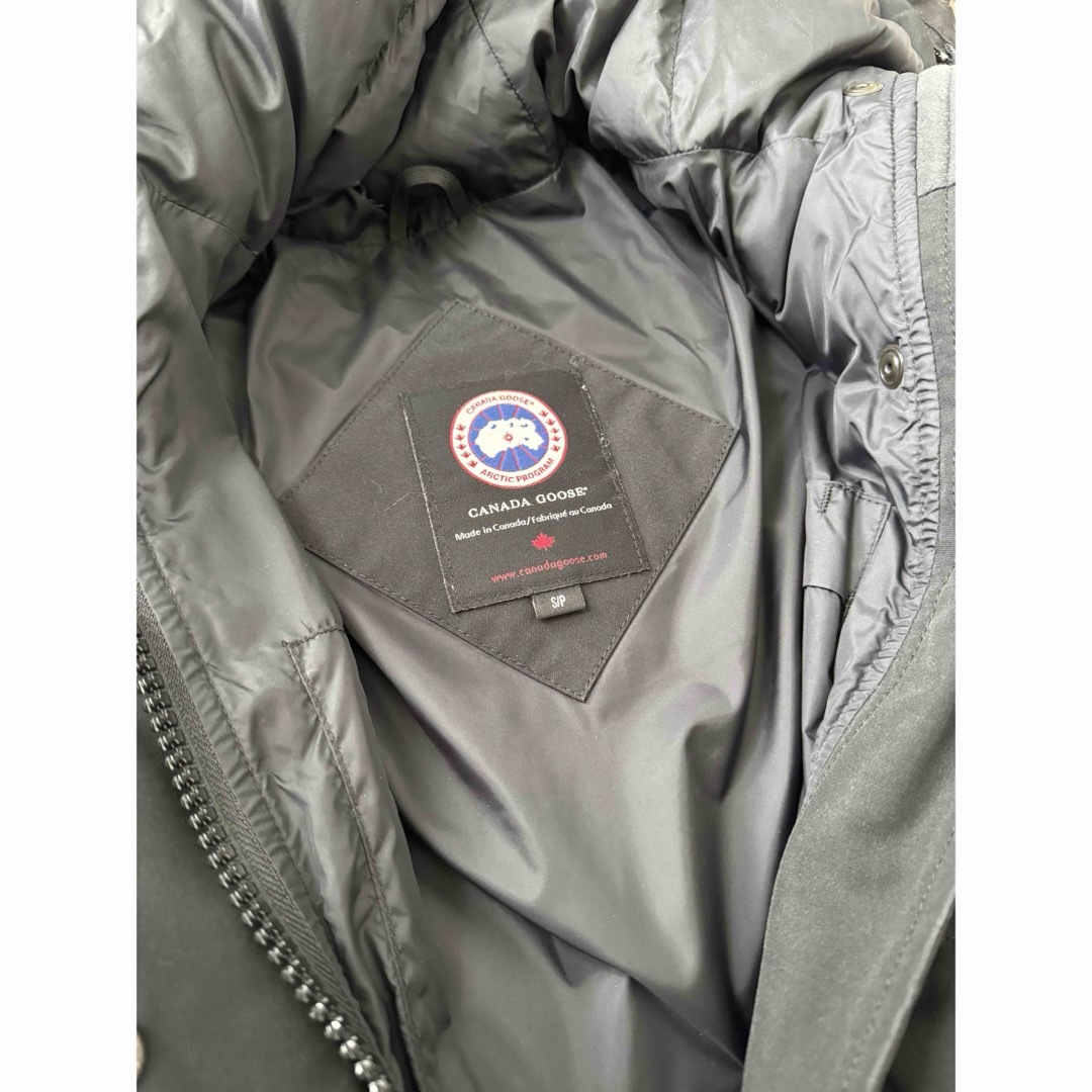 CANADA GOOSE(カナダグース)のカナダグース レディースのジャケット/アウター(ダウンジャケット)の商品写真