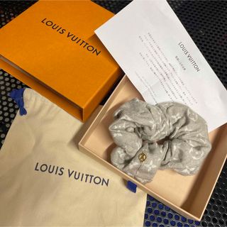 ルイヴィトン(LOUIS VUITTON)のルイヴィトン シュシュ モノグラム ジャカード タグ取れ タグあり(ヘアゴム/シュシュ)