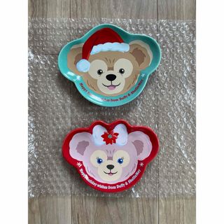 ダッフィー(ダッフィー)のディズニーシー　ダッフィー　シェリーメイ　スーベニアプレート　クリスマス　新品(食器)