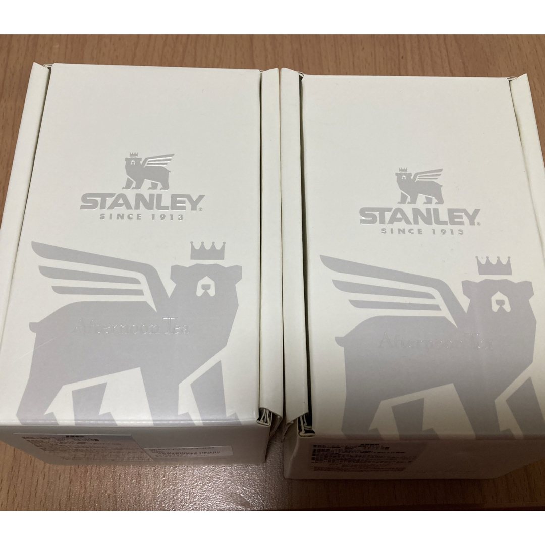 Stanley(スタンレー)のスタンレー　パイントタンブラー　ホワイト&グレーセット インテリア/住まい/日用品のキッチン/食器(タンブラー)の商品写真