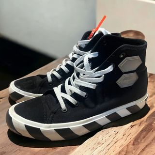 オフホワイト(OFF-WHITE)のOFF-WHITE 2018AW VULC HI TOP スニーカー 42(スニーカー)