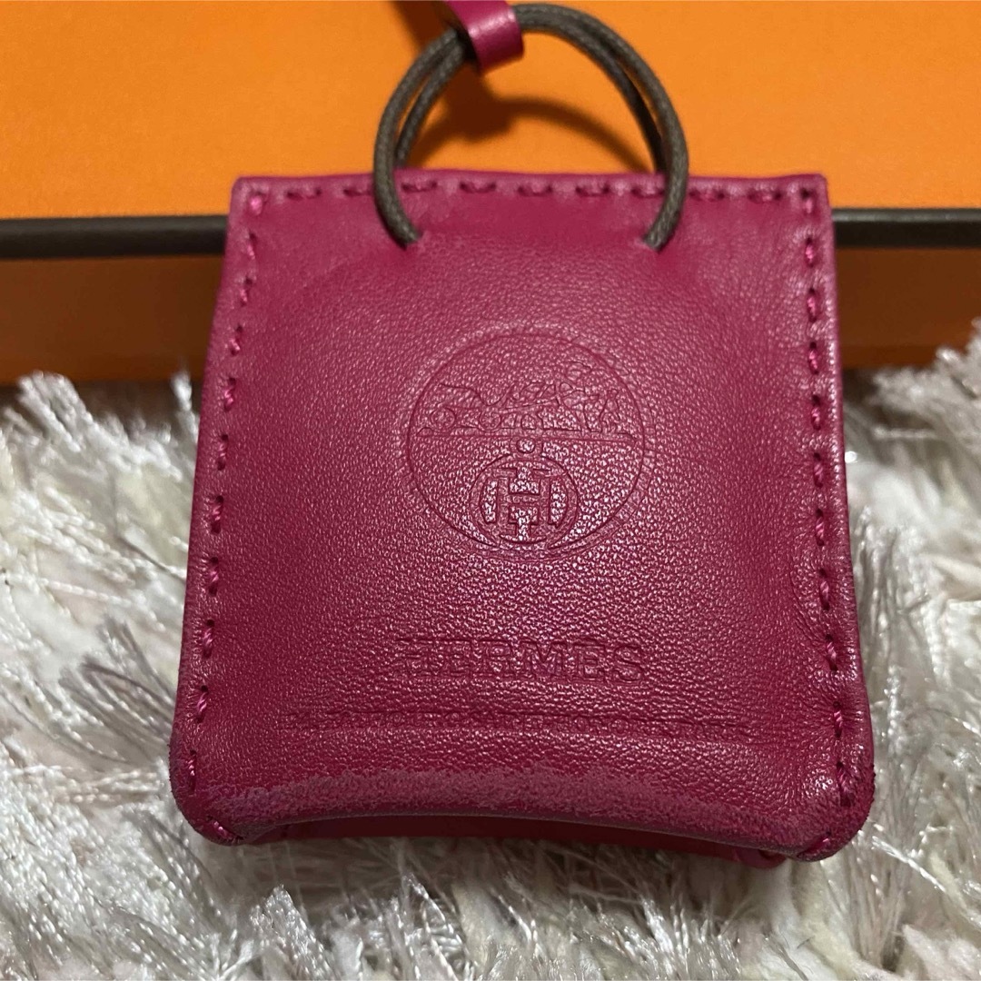 Hermes(エルメス)のエルメスショッパーチャーム レディースのアクセサリー(チャーム)の商品写真