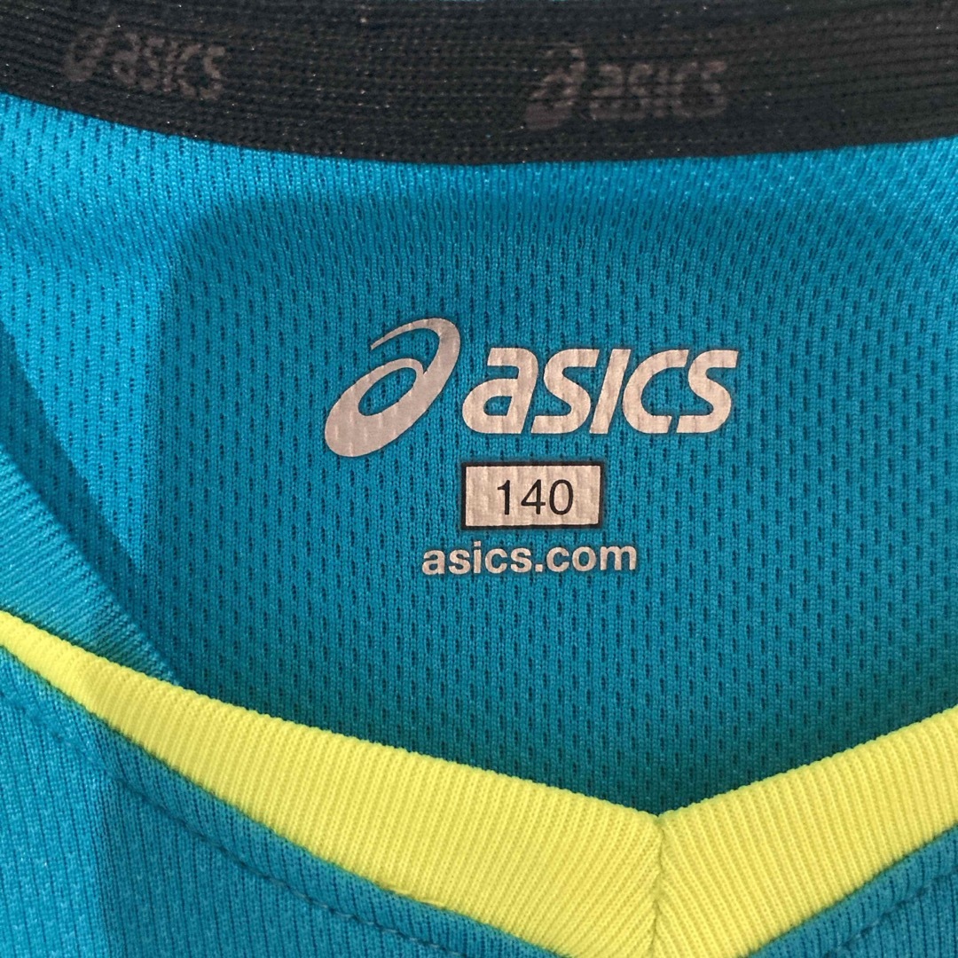 asics(アシックス)のasics140cmロンT スポーツ/アウトドアのスポーツ/アウトドア その他(その他)の商品写真