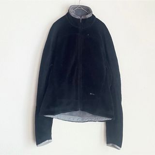 パタゴニア(patagonia)のUSA製patagoniaパタゴニア黒 R4 フリース M 廃盤(ブルゾン)