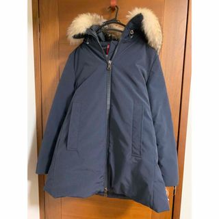 モンクレール(MONCLER)の美品　モンクレール　blavet ネイビー　4 矢田亜希子　国内正規品　極暖(ダウンジャケット)