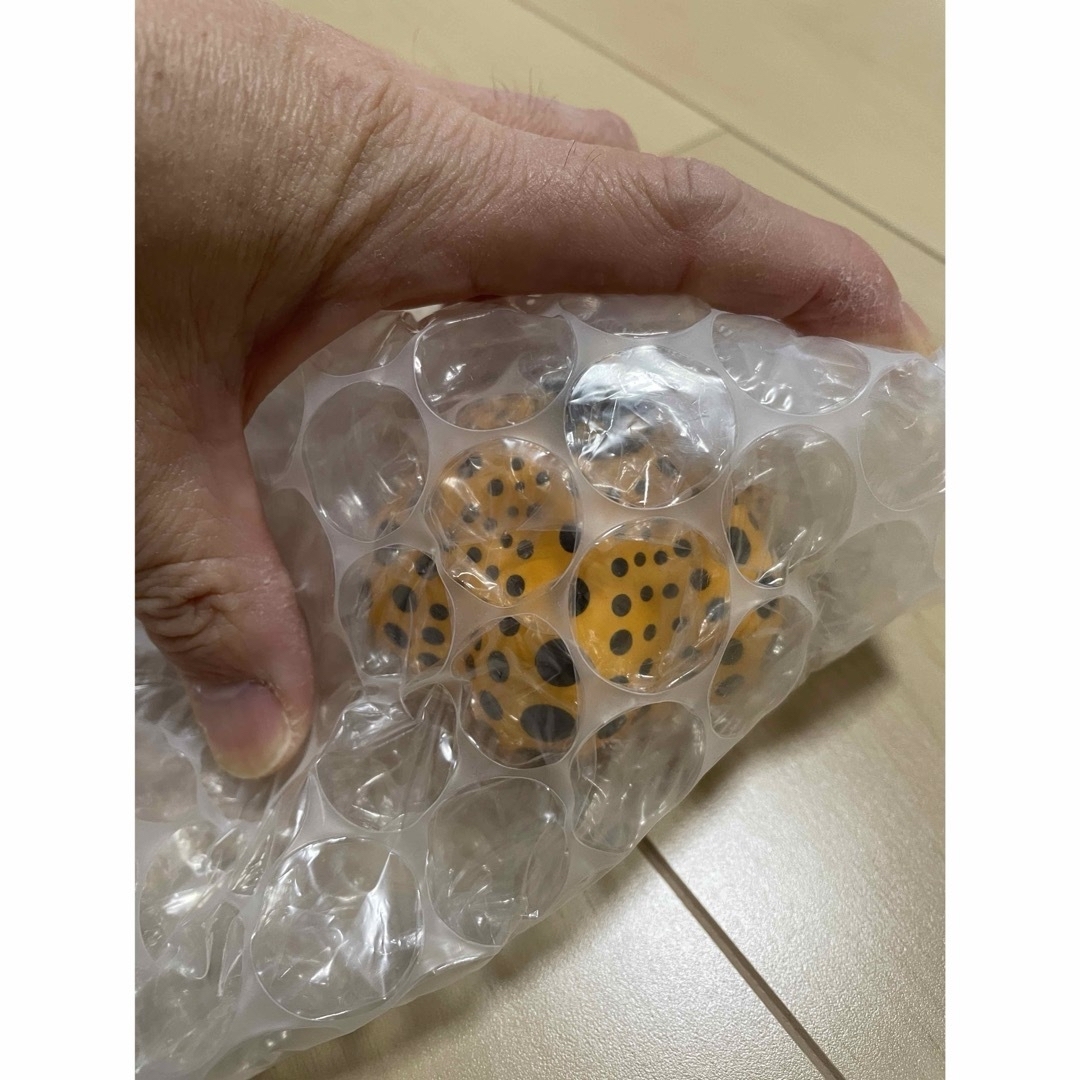 絶版品】草間彌生YAYOI KUSAMAペーパーウェイトカボチャpumpkin 絶版品】草間彌生YAYOI KUSAMAペーパーウェイトカボチャpumpkin