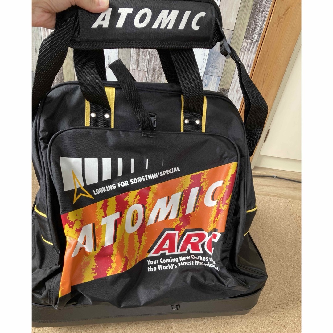 ATOMIC(アトミック)のATOMIC スキーバッグ　キャスター付き レディースのバッグ(スーツケース/キャリーバッグ)の商品写真