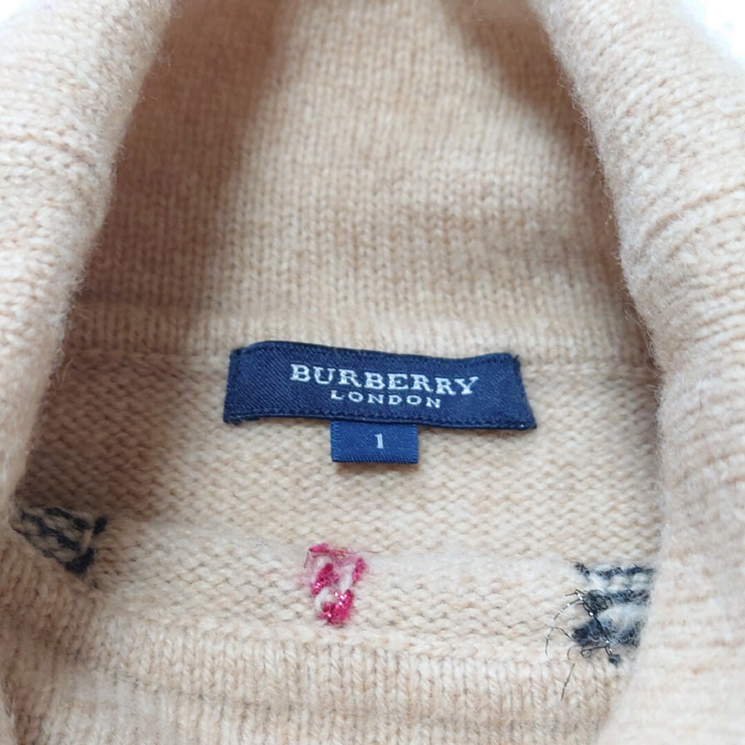 BURBERRY(バーバリー)の希少　バーバリー　ニット　セーター　ハイネック　メガチェック　ラメ　キャメル レディースのトップス(ニット/セーター)の商品写真