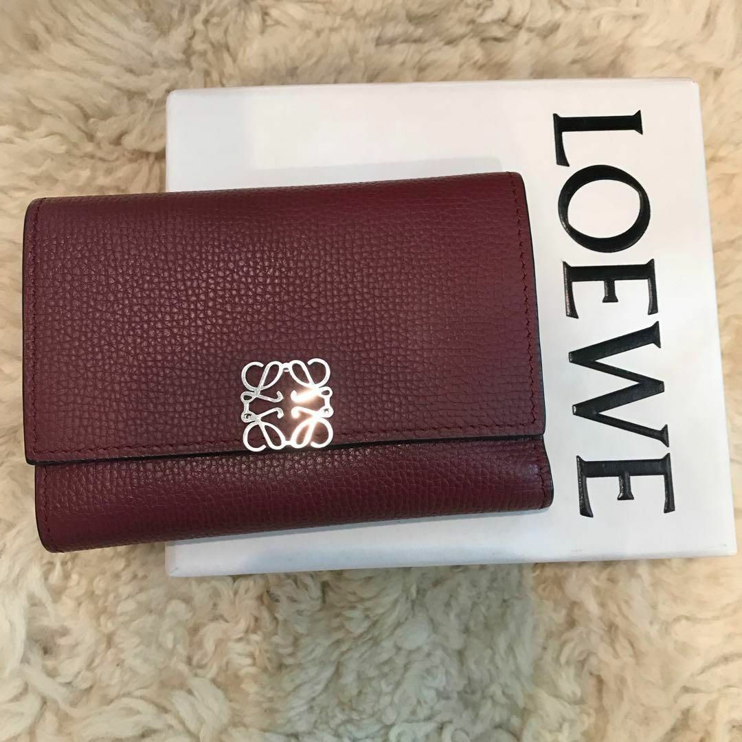 LOEWE(ロエベ)の★美品★ロエベ　アナグラム　三つ折り　コンパクト財布 レディースのファッション小物(財布)の商品写真