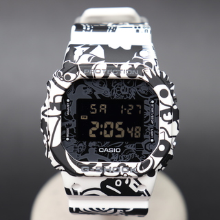 カシオ(CASIO)のb0112 美品 カシオ Gショック 5600 SERIES DW-5600GU-7JR 電池式 20気圧防水 ホワイト×ブラック(腕時計(デジタル))