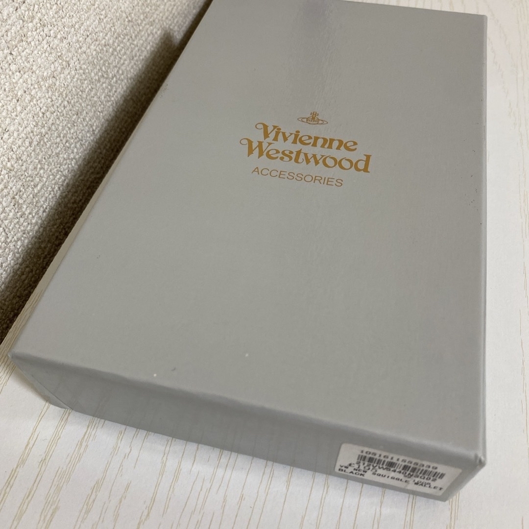 Vivienne Westwood(ヴィヴィアンウエストウッド)の新品★ヴィヴィアンウェストウッド長財布/バイカラー×オーブで飽きのこないデザイン レディースのファッション小物(財布)の商品写真