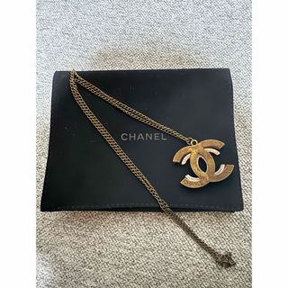 CHANEL - シャネル カメリア レザーチョーカーお値下げの通販 by くみ ...