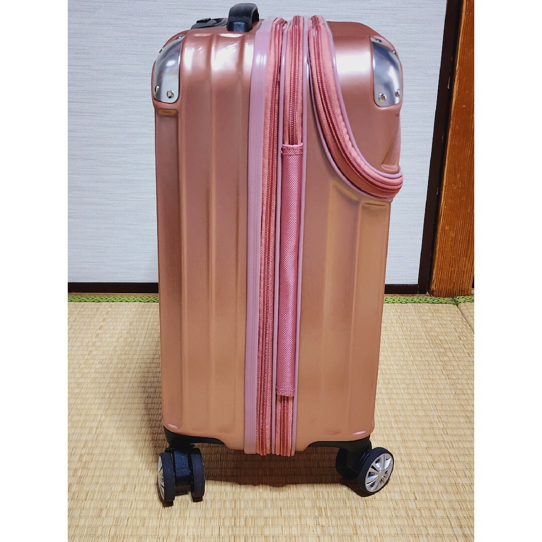 最終値下げ♡4 協和 キャリーケース Sサイズ 機内持ち込み可 ピンクヘアライン レディースのバッグ(スーツケース/キャリーバッグ)の商品写真