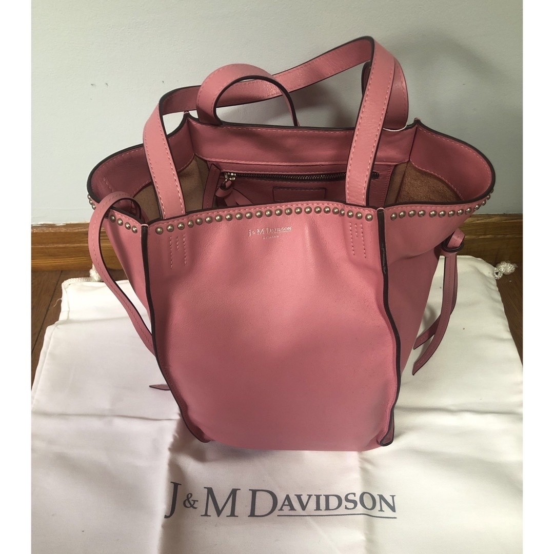 J&M DAVIDSON(ジェイアンドエムデヴィッドソン)のJ&M Davidson トートベルミニ ウィズ レディースのバッグ(トートバッグ)の商品写真