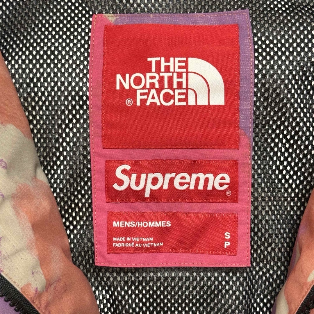 Supreme(シュプリーム)のSupreme シュプリーム × ノースフェイス カーゴジャケット メンズのジャケット/アウター(マウンテンパーカー)の商品写真
