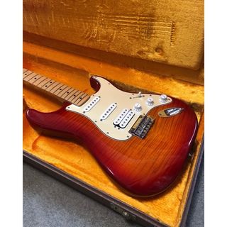 フェンダー(Fender)のフェンダーストラトキャスター限定品(エレキギター)