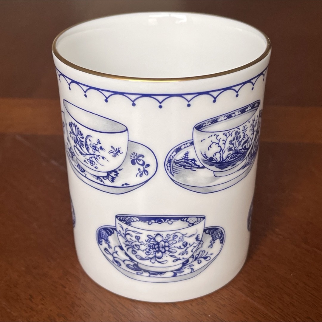 Royal Worcester(ロイヤルウースター)の【新品】ロイヤルウースター★Cup of cups★マグカップ インテリア/住まい/日用品のキッチン/食器(食器)の商品写真