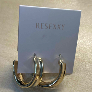 リゼクシー(RESEXXY)のRESEXXY / ワイドフープピアス(M94)99C / ゴールド / F (ピアス)