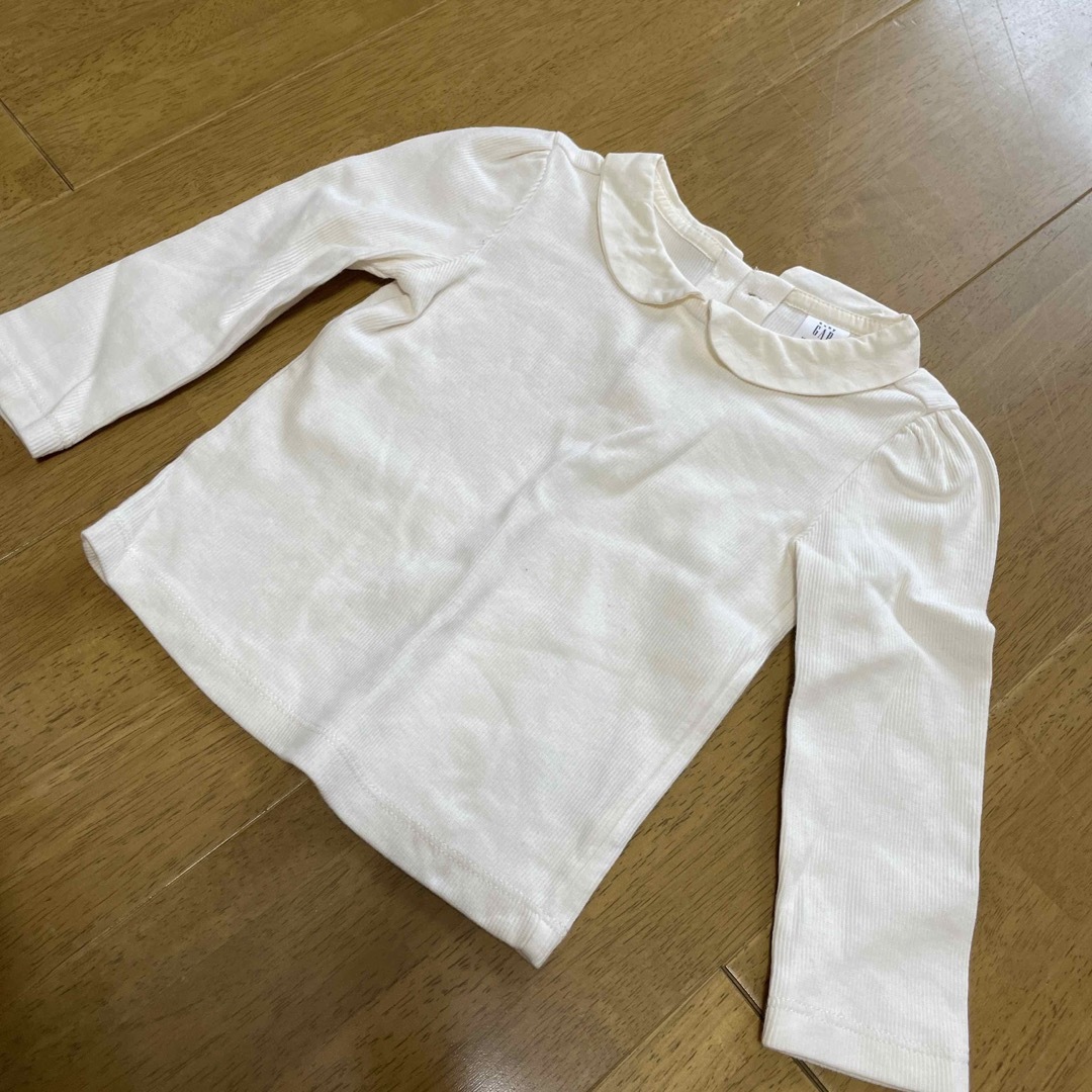 babyGAP(ベビーギャップ)の襟付きトップス キッズ/ベビー/マタニティのキッズ服女の子用(90cm~)(Tシャツ/カットソー)の商品写真