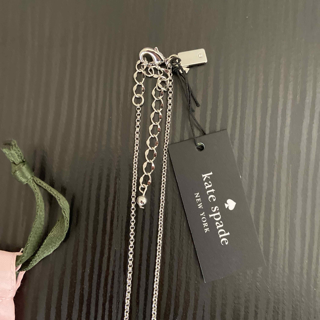 kate spade new york(ケイトスペードニューヨーク)のケイトスペード　ネックレス　スペード　ペンダント レディースのアクセサリー(ネックレス)の商品写真