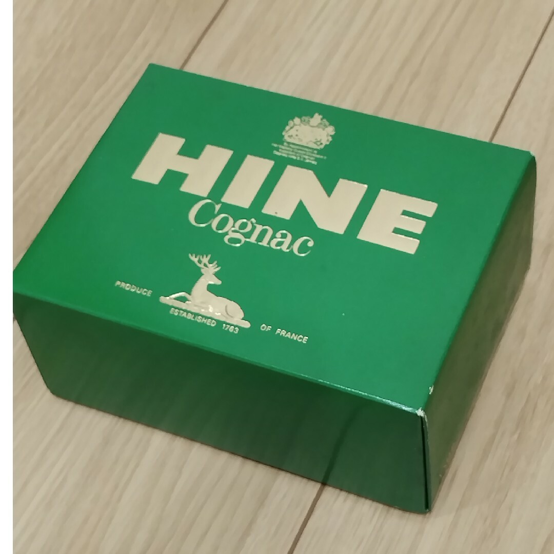 HINE V.S.O.P ミニボトル 専用グラスセット　新品未開封 送料込み 食品/飲料/酒の酒(ブランデー)の商品写真