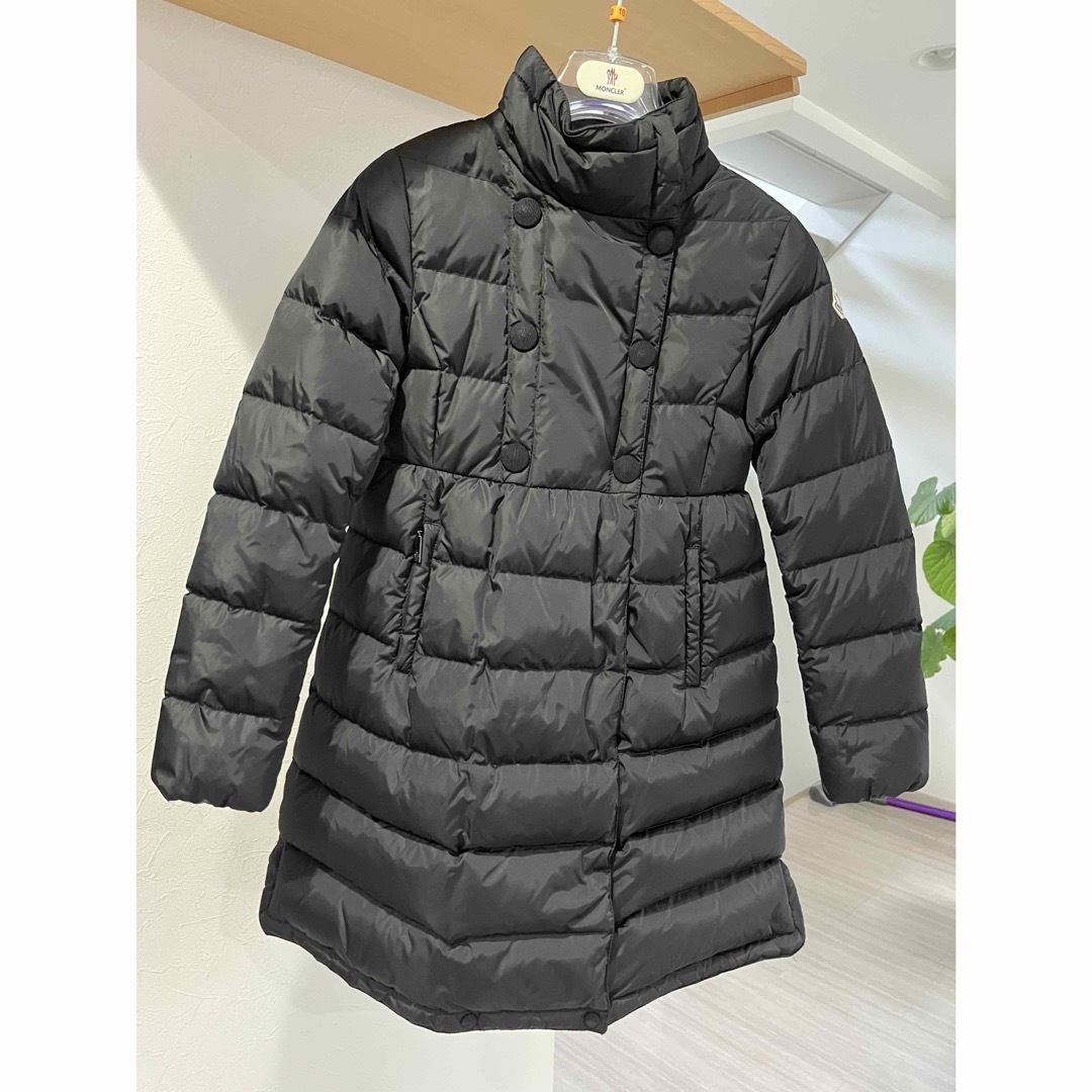 MONCLER(モンクレール)のモンクレール　ダウンコート　キッズ140 キッズ/ベビー/マタニティのキッズ服女の子用(90cm~)(コート)の商品写真