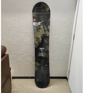 スノーボードSALOMON 板　2月値下げ❗️❗️7000円