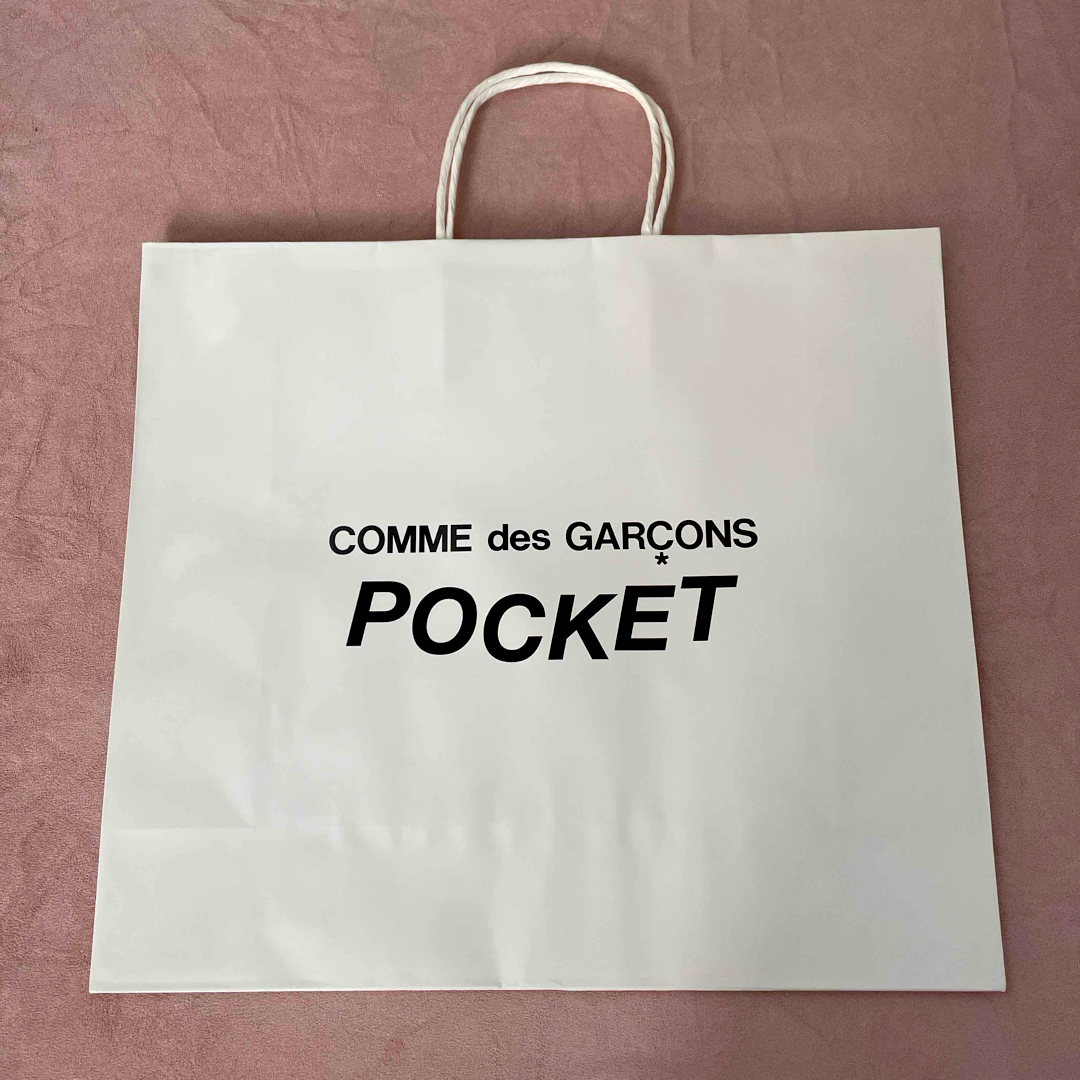 COMME des GARCONS(コムデギャルソン)のコムデギャルソンPOCKET ショップ袋　ショッパー　ノベルティ　PLAY エンタメ/ホビーのコレクション(その他)の商品写真