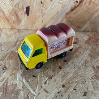 タカラトミー(Takara Tomy)のトミカ スバル サンバー 焼きたてパン　202413(ミニカー)