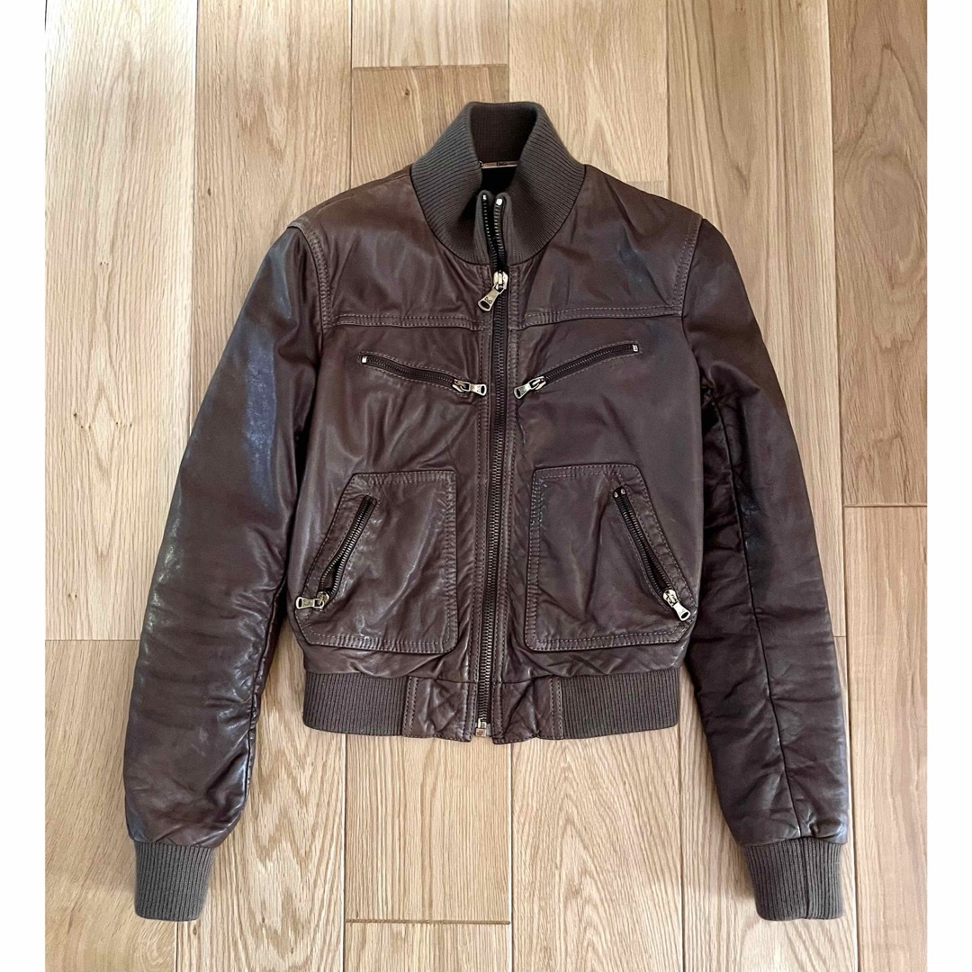 D&G(ディーアンドジー)のD&G  レザー　茶色　サイズ36   美品 レディースのジャケット/アウター(ライダースジャケット)の商品写真