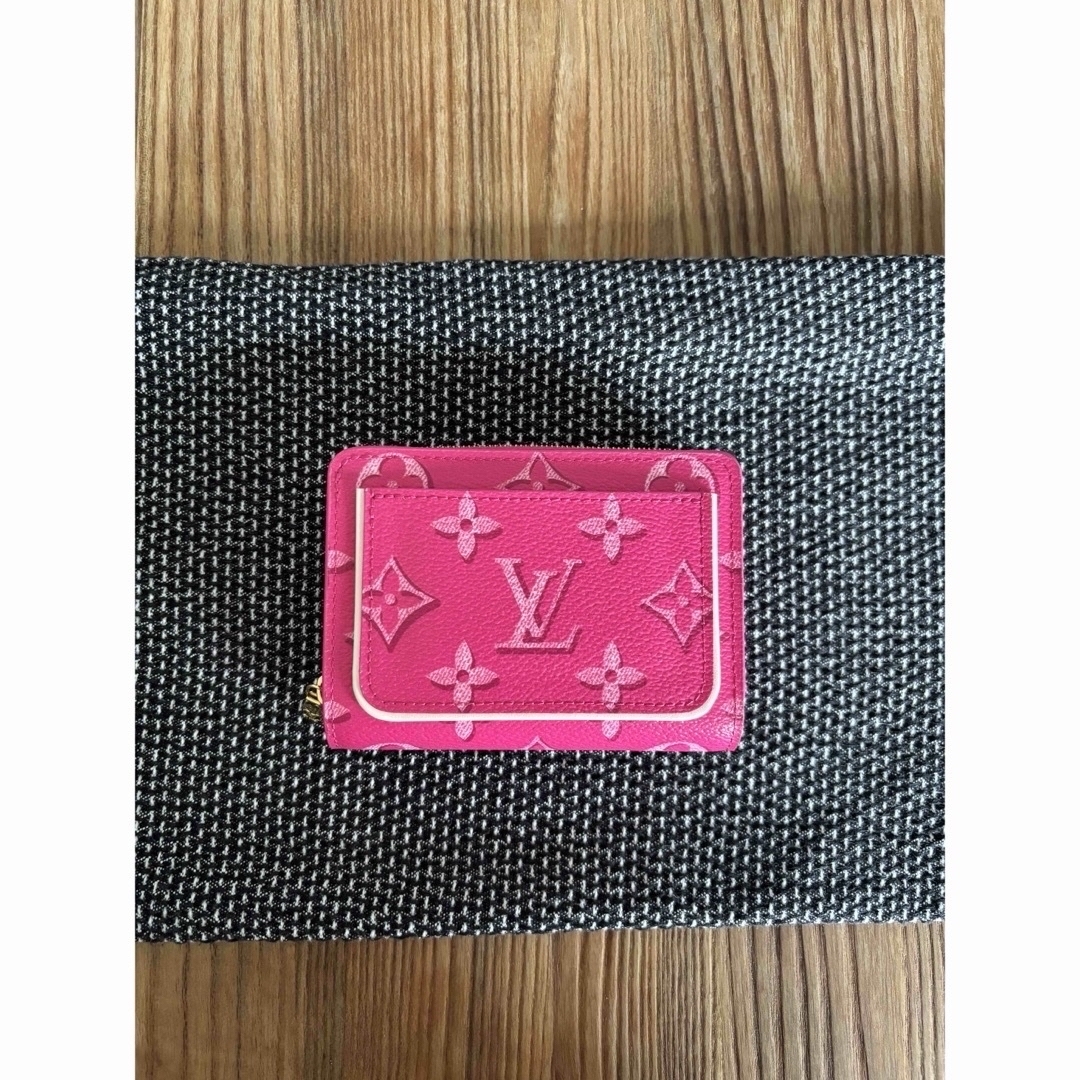 2/29までの出品　LOUIS VUITTON ポルトフォイユ ルーレディース