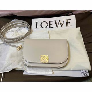 ロエベ(LOEWE)の新品 未使用 ロエベ LOEWE ゴヤ アコーディオンクラッチ (ショルダーバッグ)