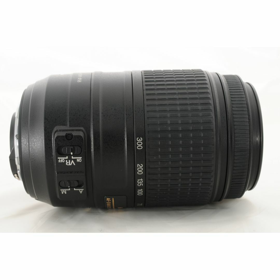 Nikon(ニコン)の【フィルターフード】Nikon ニコン AF-S 55-300mm VR★超望遠 スマホ/家電/カメラのカメラ(レンズ(ズーム))の商品写真