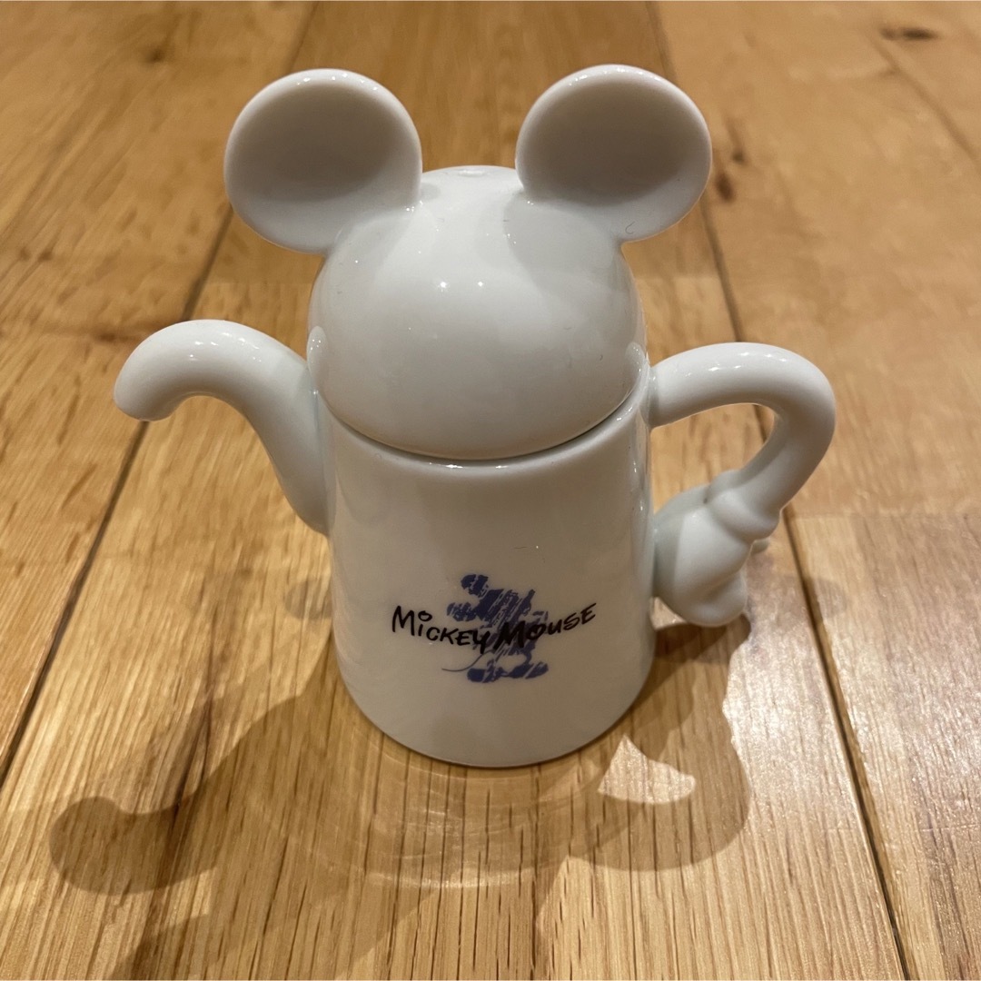 Disney(ディズニー)の《希少》陶器製　ディズニー　ミッキーマウス　醤油差し　調味料入れ インテリア/住まい/日用品のキッチン/食器(容器)の商品写真