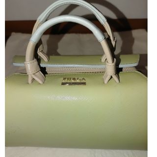 フルラ(Furla)のFURLA ミニバッグ ミニショルダーヴィーナス 春グリーン(ショルダーバッグ)