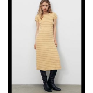 ザラ(ZARA)の新品タグ付　ZARA  ニットワンピース(ひざ丈ワンピース)