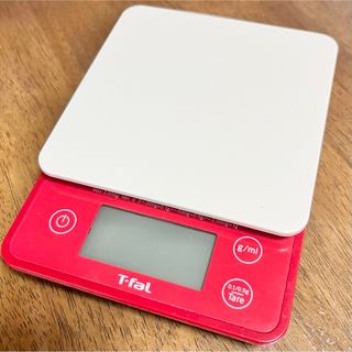 ティファール(T-fal)の【T-fal】量り キッチンスケール 0.1g対応 レッド バックライト付き(その他)