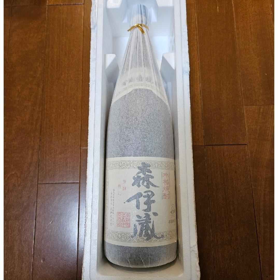 森伊蔵(モリイゾウ)の【新品未開封】森伊蔵酒造 森伊蔵 1800ml 25度 一升瓶 プレミアム 食品/飲料/酒の酒(焼酎)の商品写真