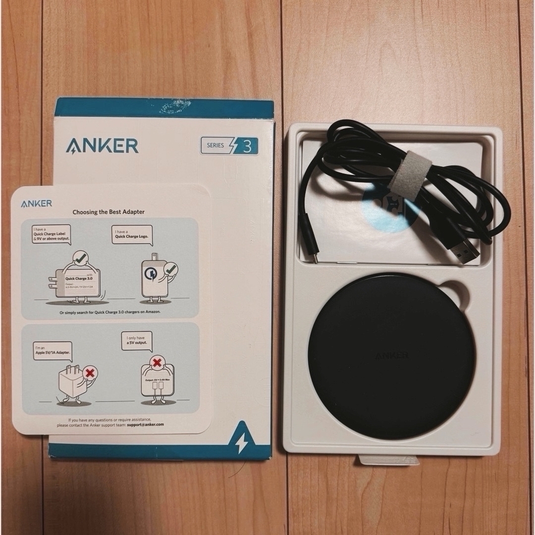 Anker(アンカー)のANKER POWERWAVE PAD スマホ/家電/カメラのスマートフォン/携帯電話(バッテリー/充電器)の商品写真