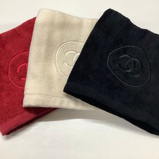 CHANEL - シャネル CHANEL ハンドタオル 3枚セット 正規品 シャネラー ...