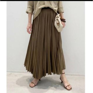 アパルトモンドゥーズィエムクラス(L'Appartement DEUXIEME CLASSE)のL'Appartement  Pleats Skirt(ロングスカート)