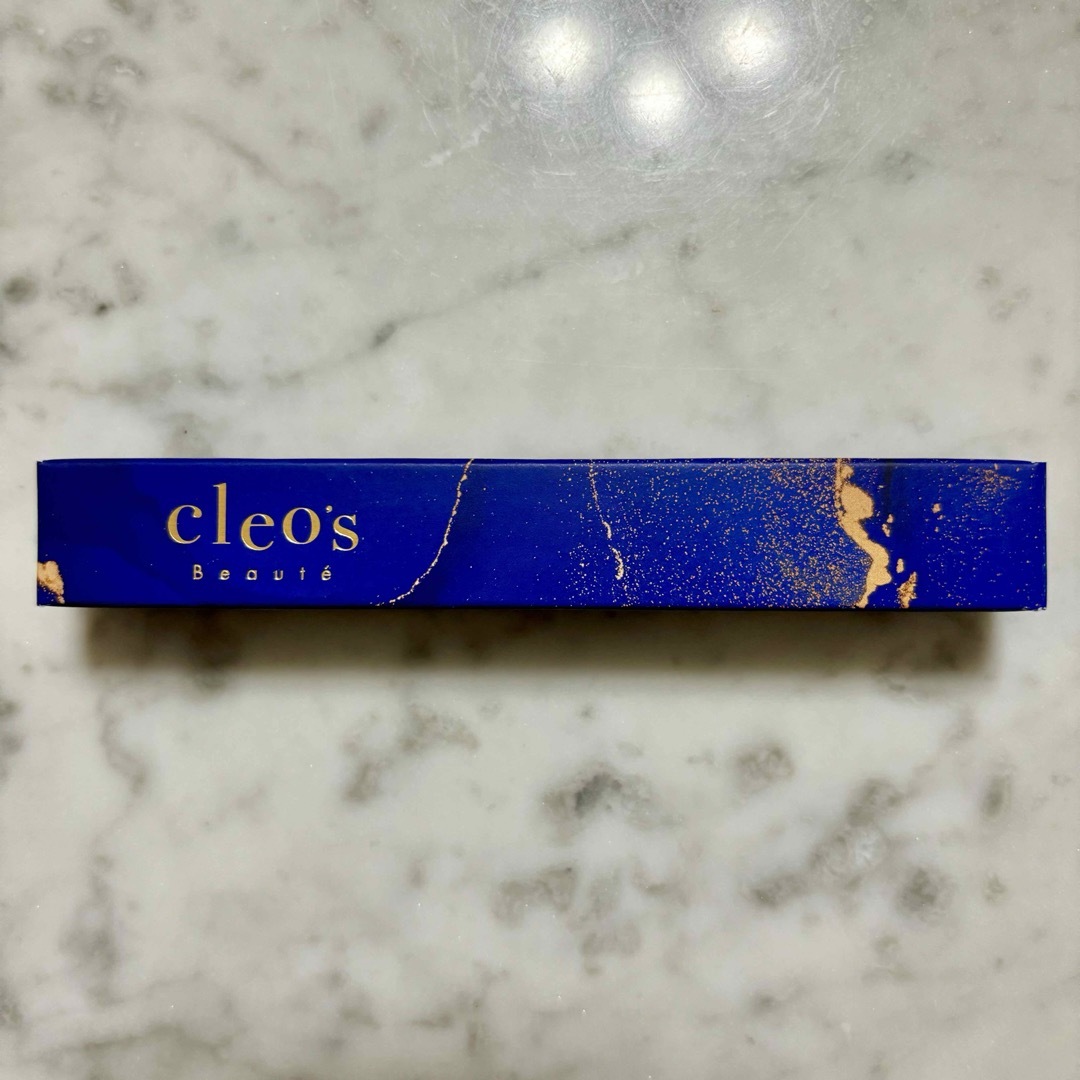 【新品未開封】スリーキングスティック*ヘアスティック*クレオズボーテcleo's コスメ/美容のヘアケア/スタイリング(ヘアケア)の商品写真