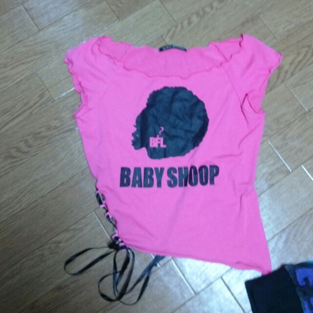 baby shoop(ベイビーシュープ)の値下げbaby shoop  セット！ レディースのトップス(Tシャツ(長袖/七分))の商品写真