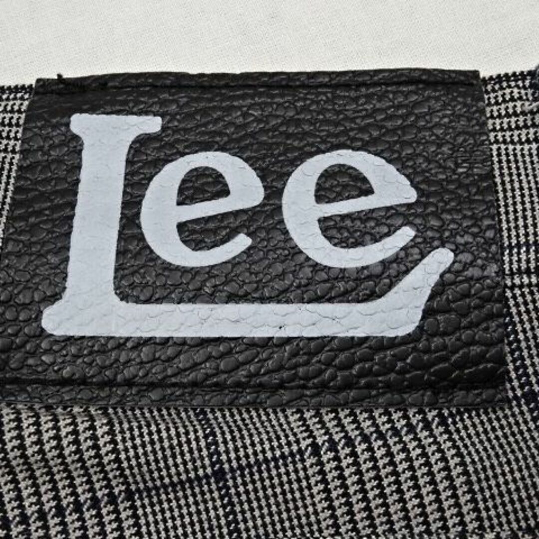 Lee(リー)のLee☆チェック柄☆ブレイブライダースジップナロー☆28☆ウェスト約78cm メンズのパンツ(デニム/ジーンズ)の商品写真